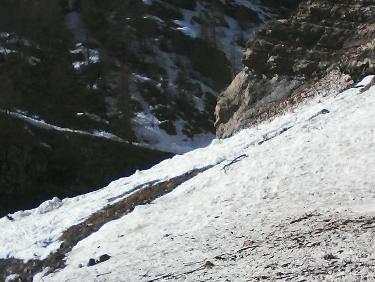 depuis cette avalanche , on aperÃ§oit une partie de la sortie (mais pas la plus dangereuse) aprÃ¨s la traversÃ©e du torrent