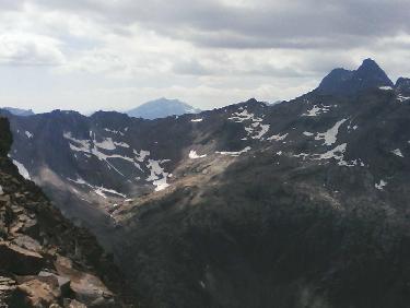 depuis le col de descente : vue vers le Sirac