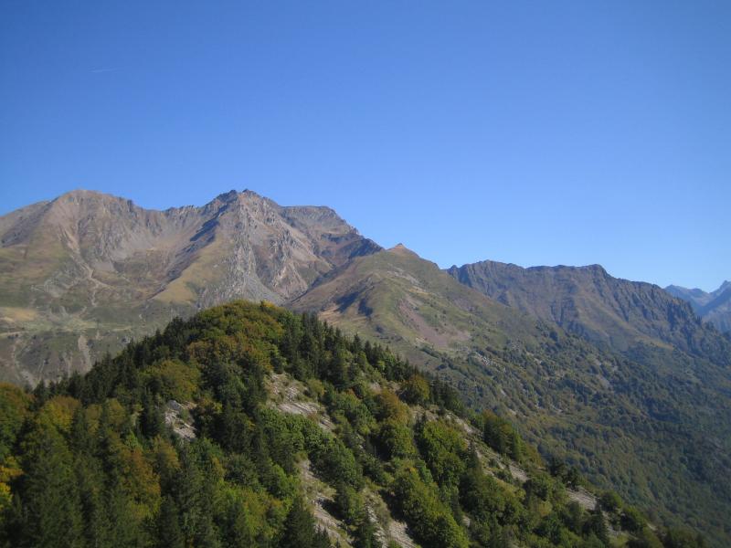 depuis le Roussillon, vue sur la Cavale