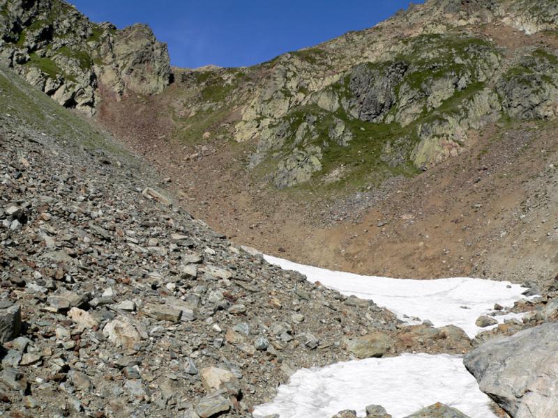 derniers névés sous le col de la Colombière