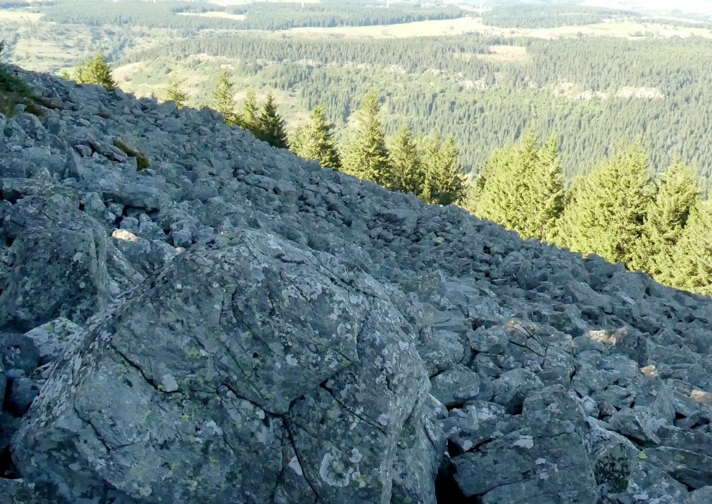 Descente dans la grande coulÃ©e de blocs
