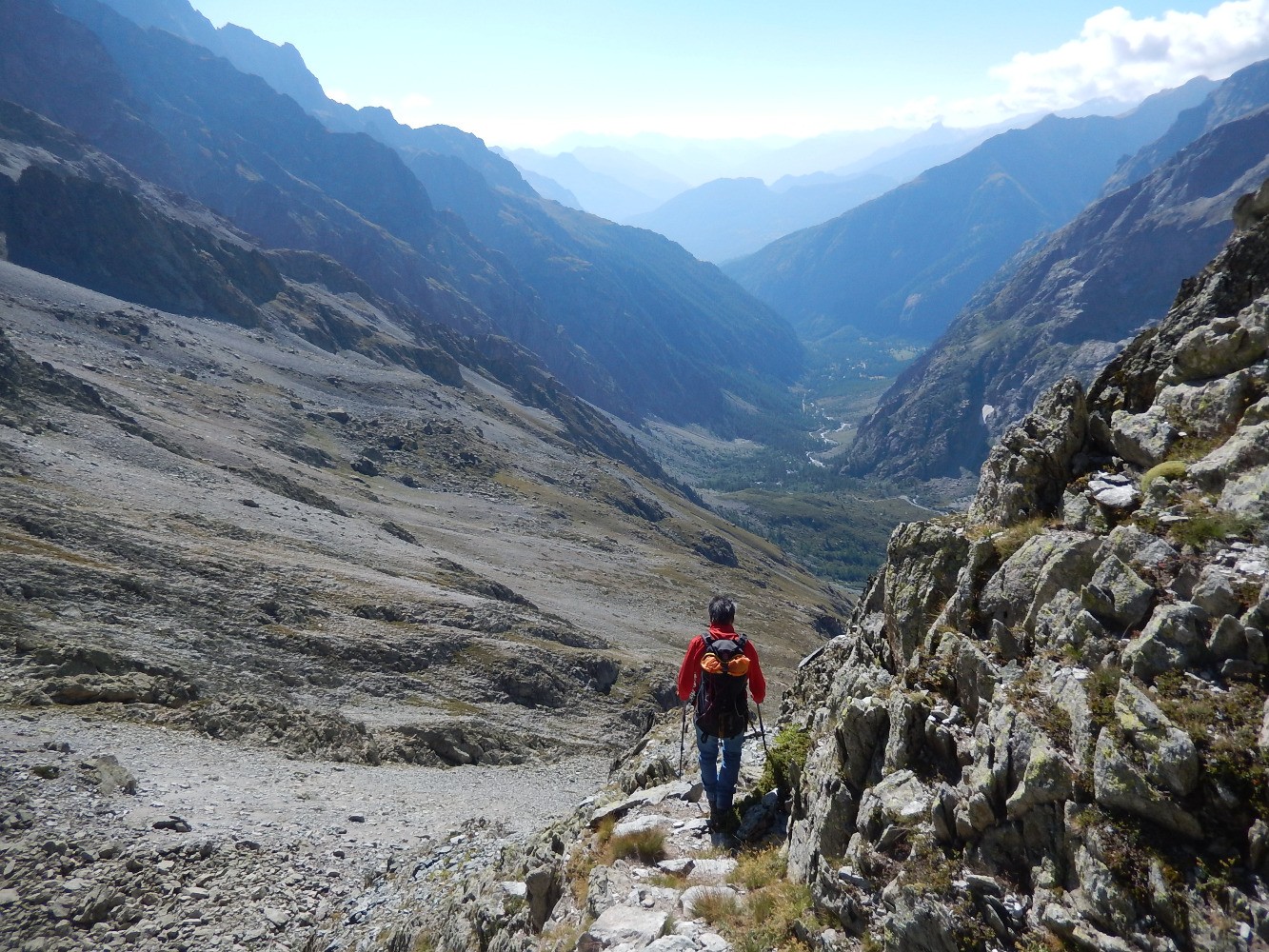 Descente de la collette des PavÃ©ous en versant est