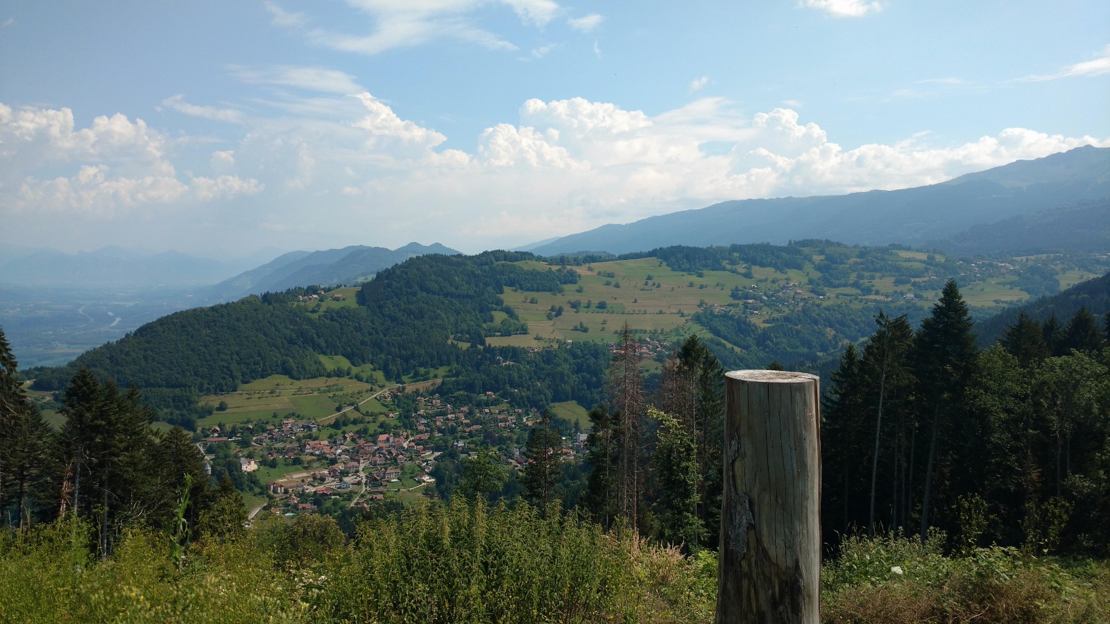 Descente jusqu'à la Tour Montfallet