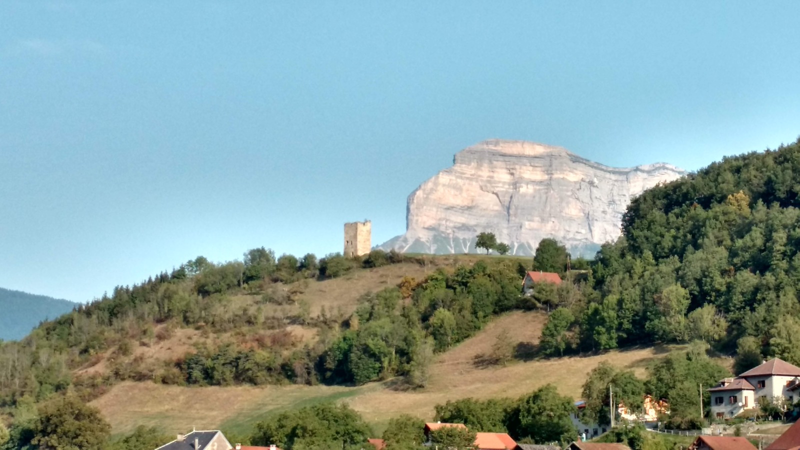 Descente jusqu'à la Tour Montfallet