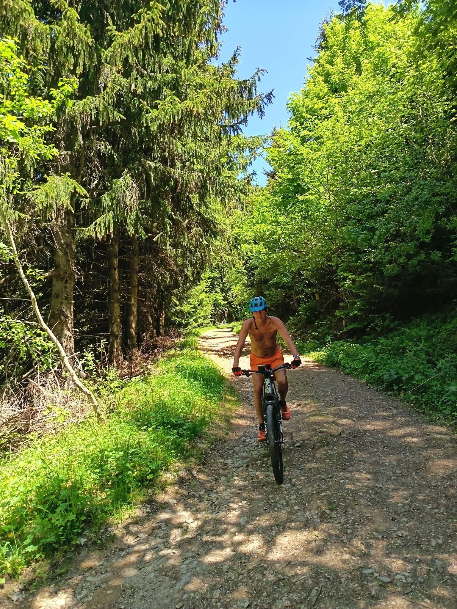 Descente par la belle piste nord 
