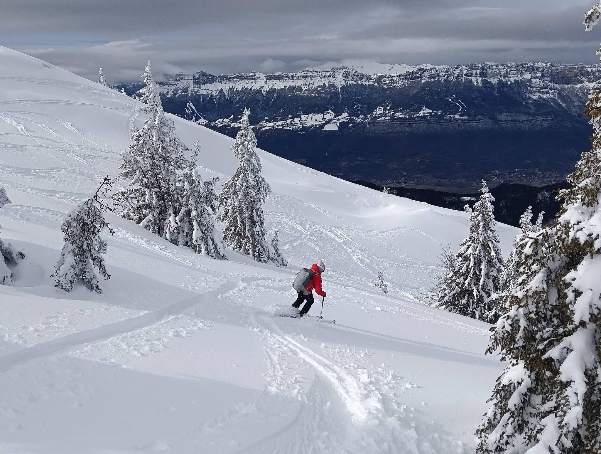 Deux rails de poudre