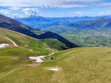 Droit dans le pentu !