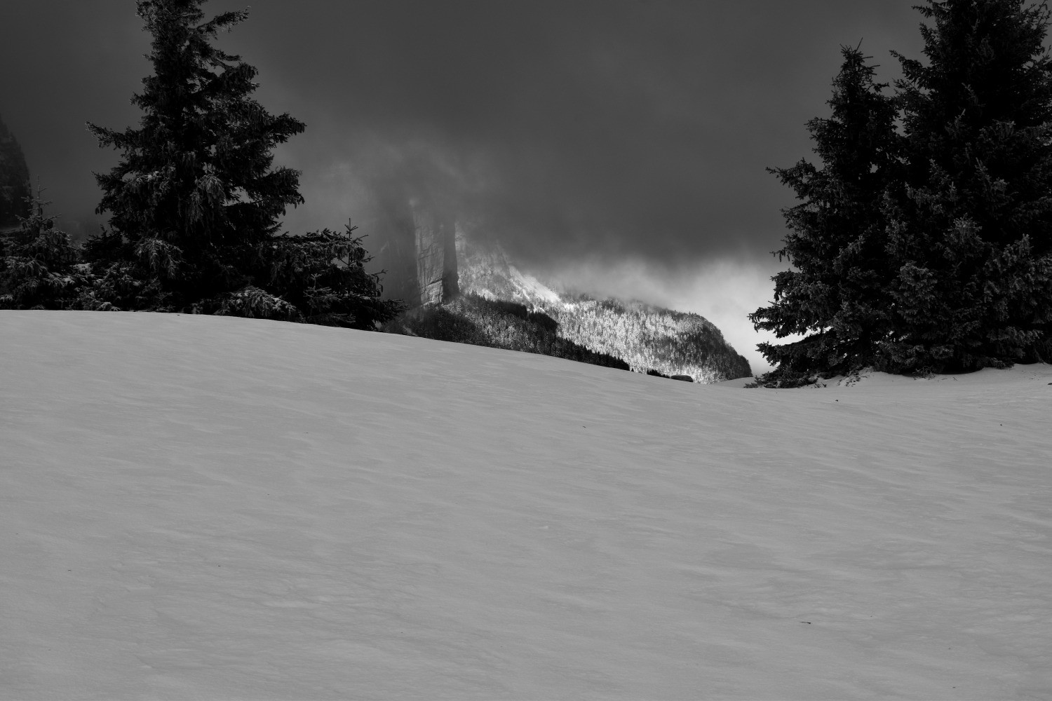 Mauvais temps sur la  Dent du Loup