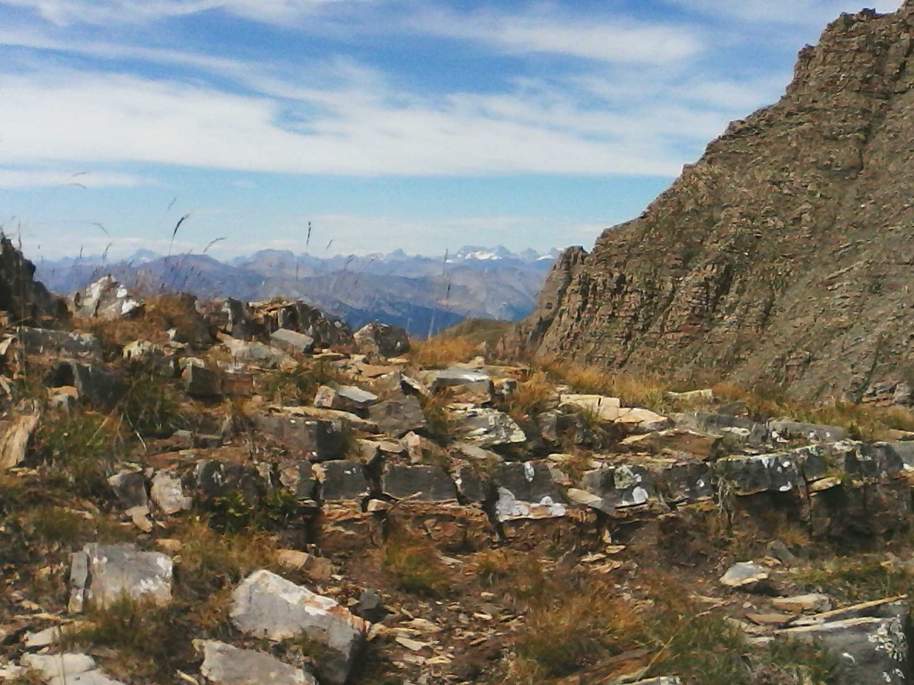 du col , vers l'ouest et le sirac