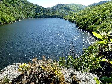 Du haut du second rocher du Châtelet, le petit pont de Joannade
