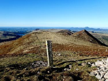 Du sommet du Puy de l&apos;Angle vers le Nord