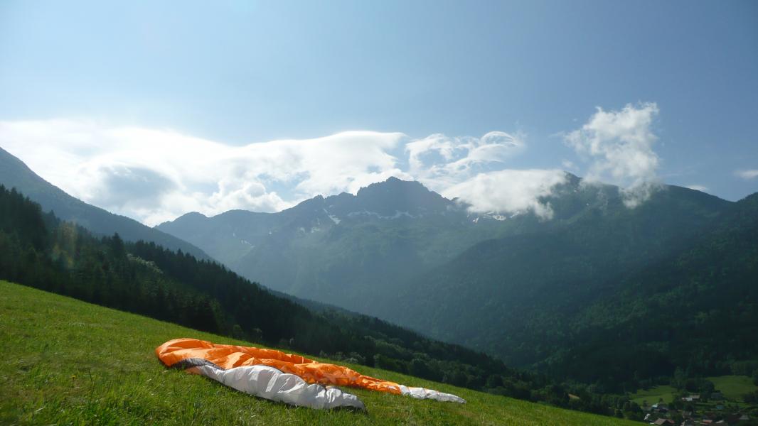 Et voila (remarquez les nuages étranges)