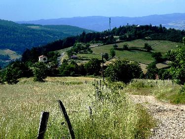 En face, Luzernod, son Obervatoire et sa Vierge
