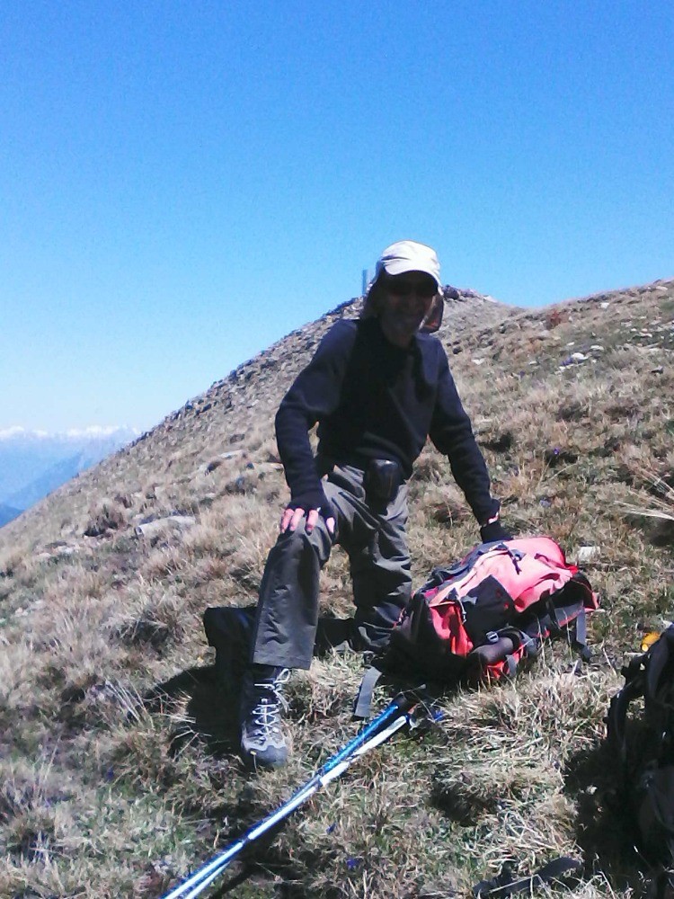 En haut de la pente raide