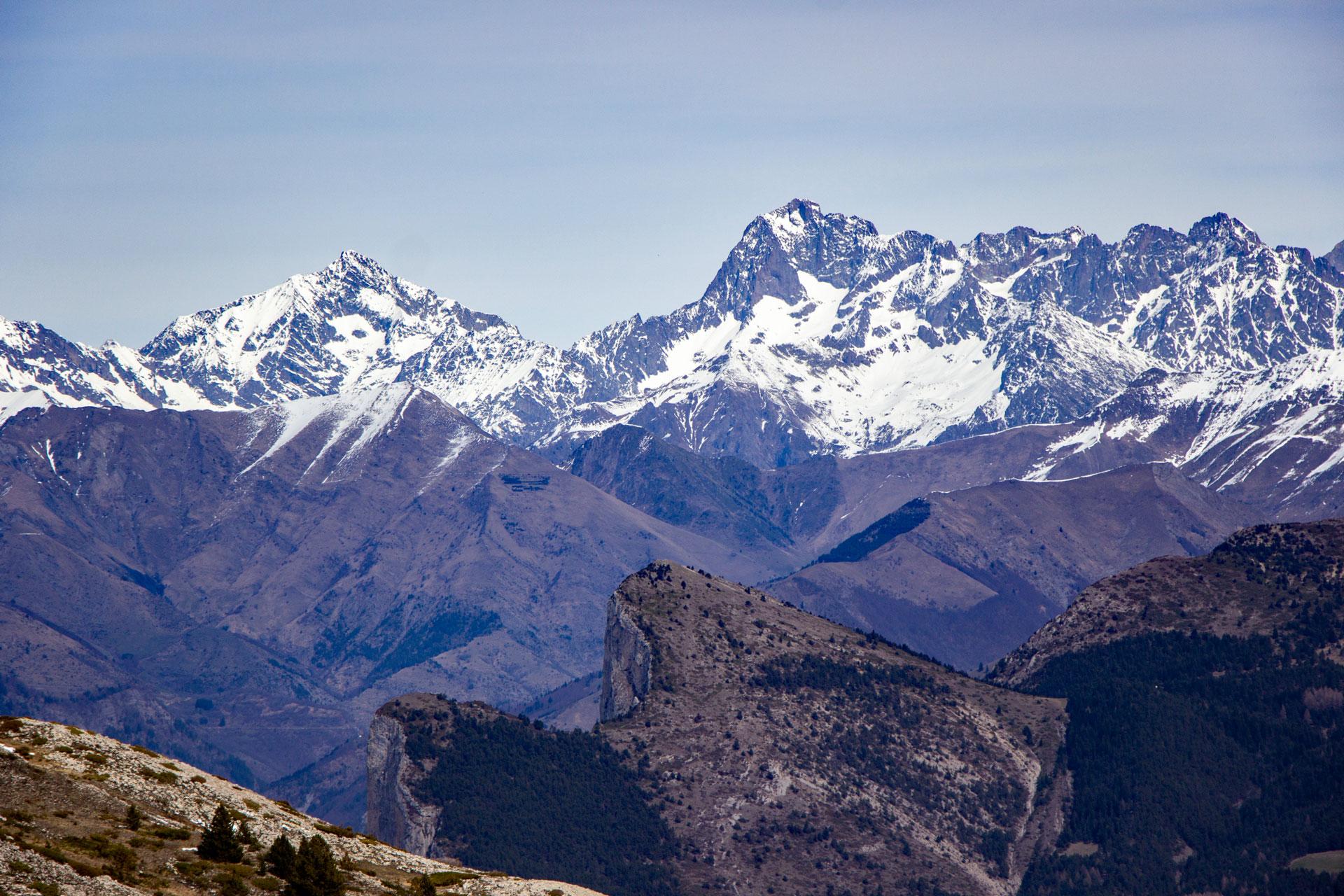 En direction du col du Charnier.