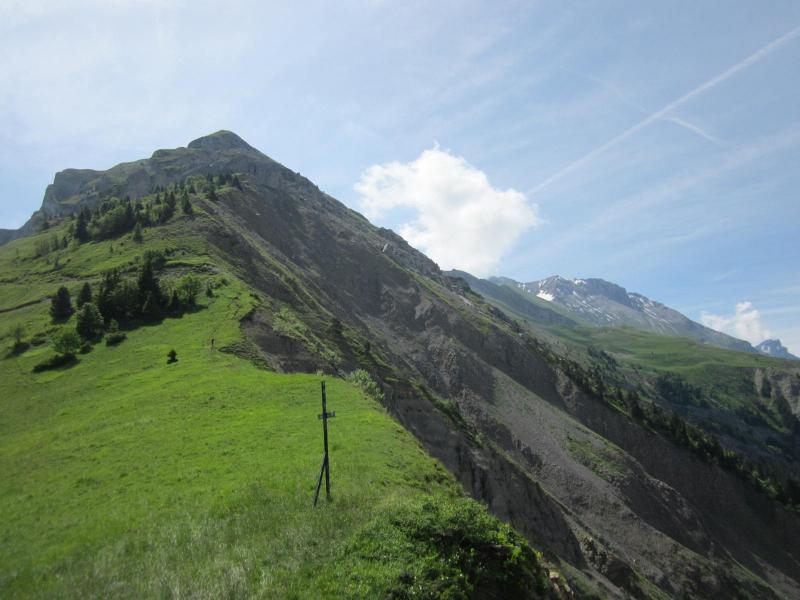 entre l'Aiguille...