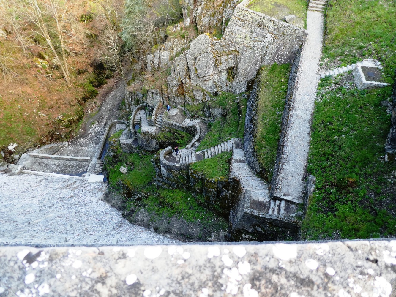 Escaliers de la digue du Gouffre d'Enfer