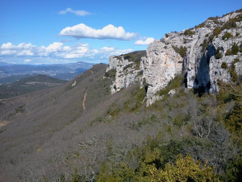 Falaises de la crête de St Amand