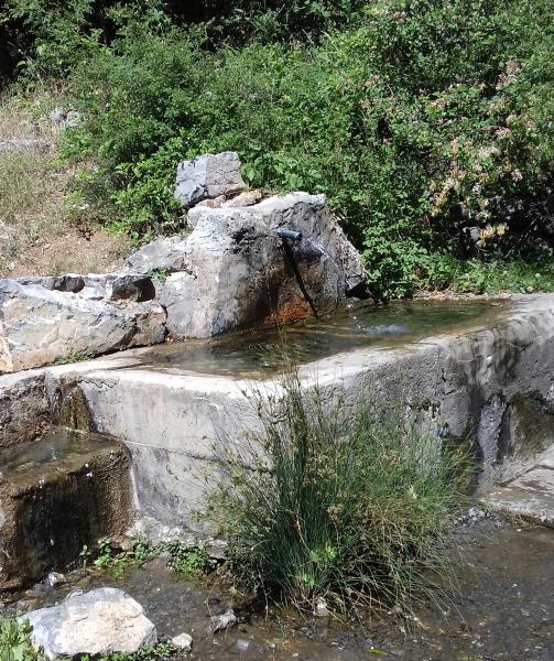 Fontaine des Hautes-Baties