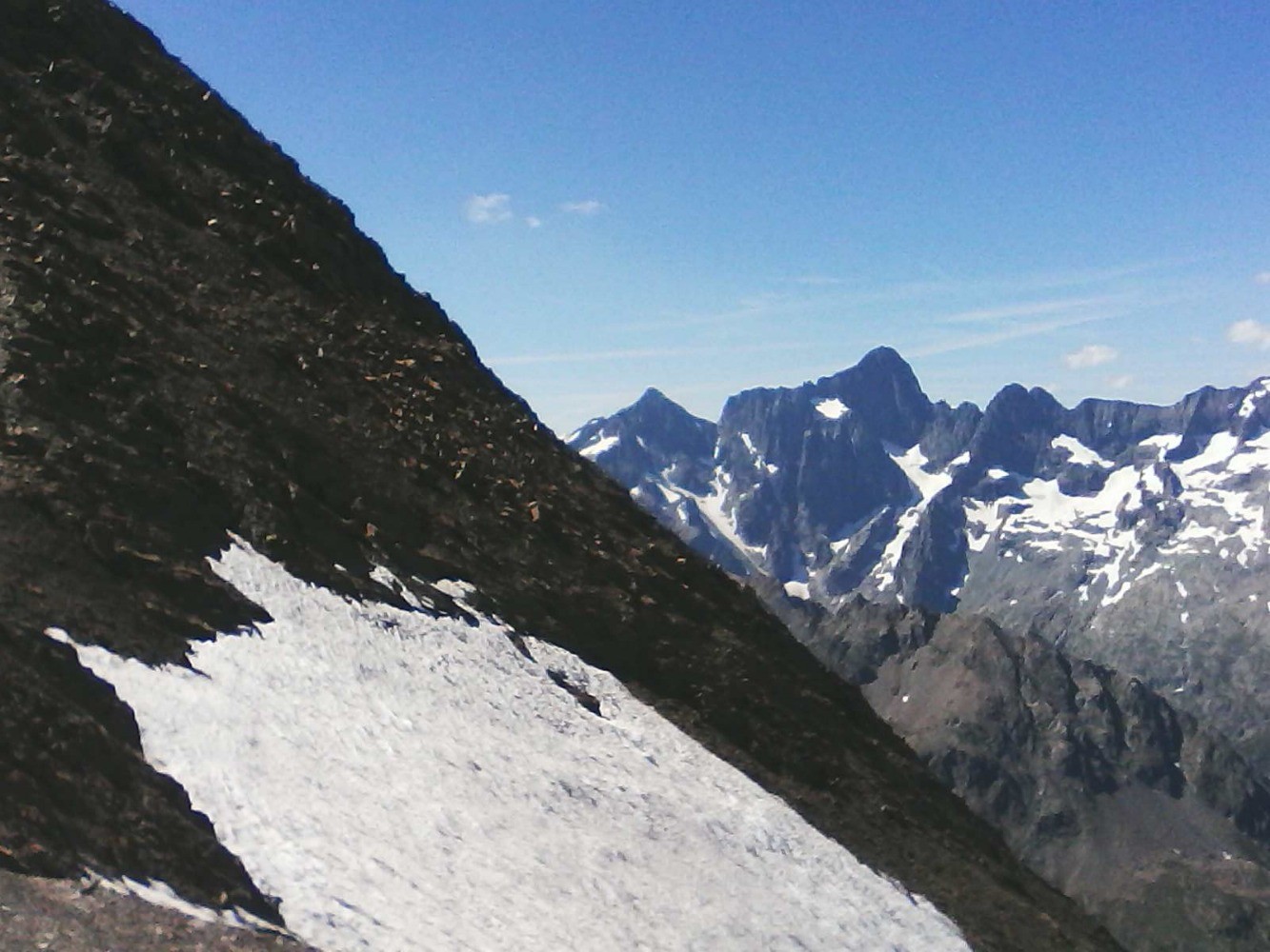 face nord -est du sommet 3246  depuis le col