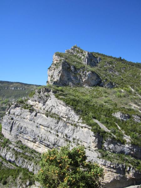 face au rocher de Chalancon
