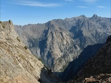 Fenêtre sur le couloir de l’infernet 