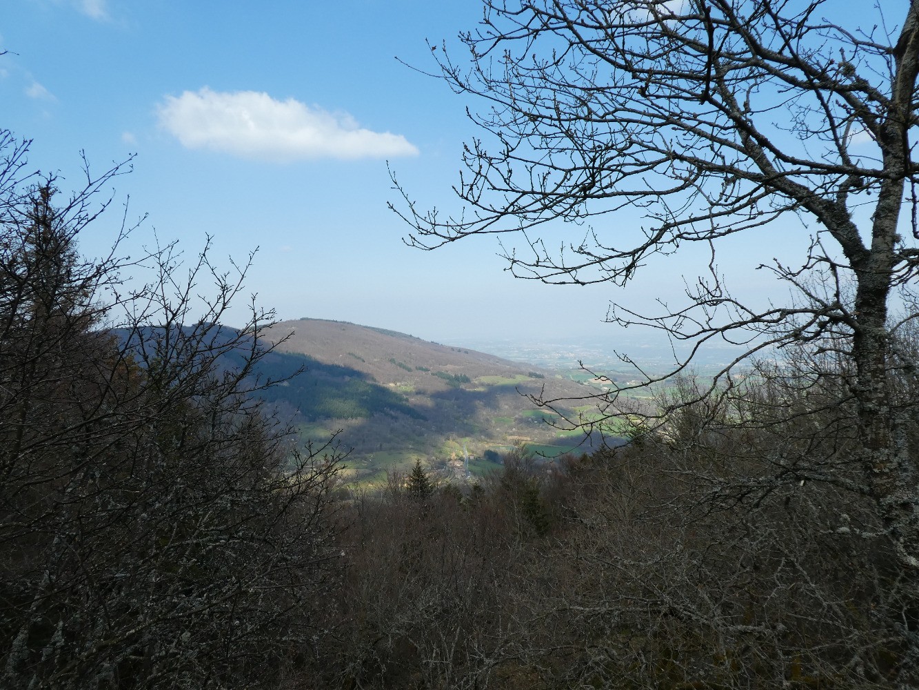 FenÃªtre sur le crÃªt de Baronnette et PÃ©lussin