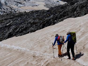 FF09D81B-5183-4C04-ACBE-527605F0085F.