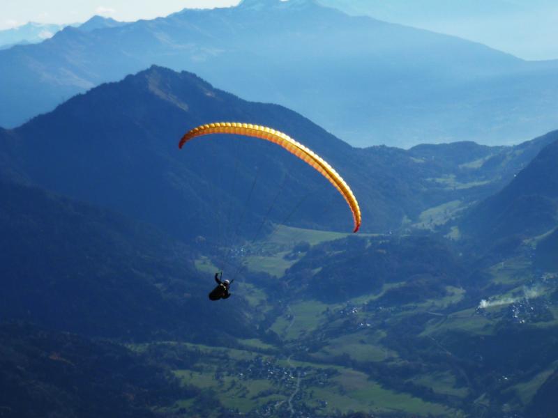 Gilles devant le col de Tamié