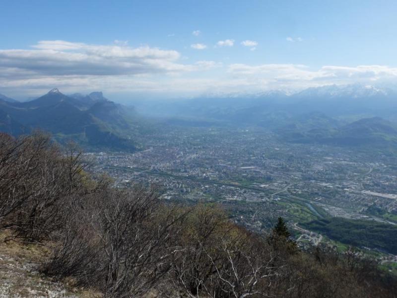 Grenoble sans brume de pollution !?!?