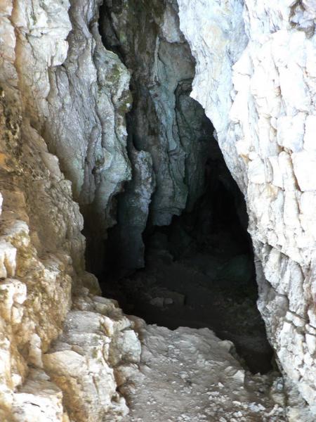 Grotte des Deux Soeurs