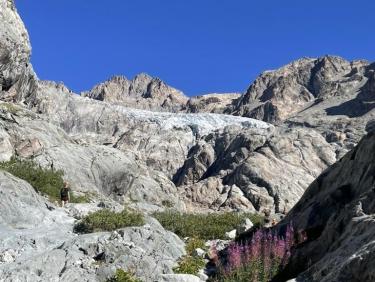 Glacier ... 