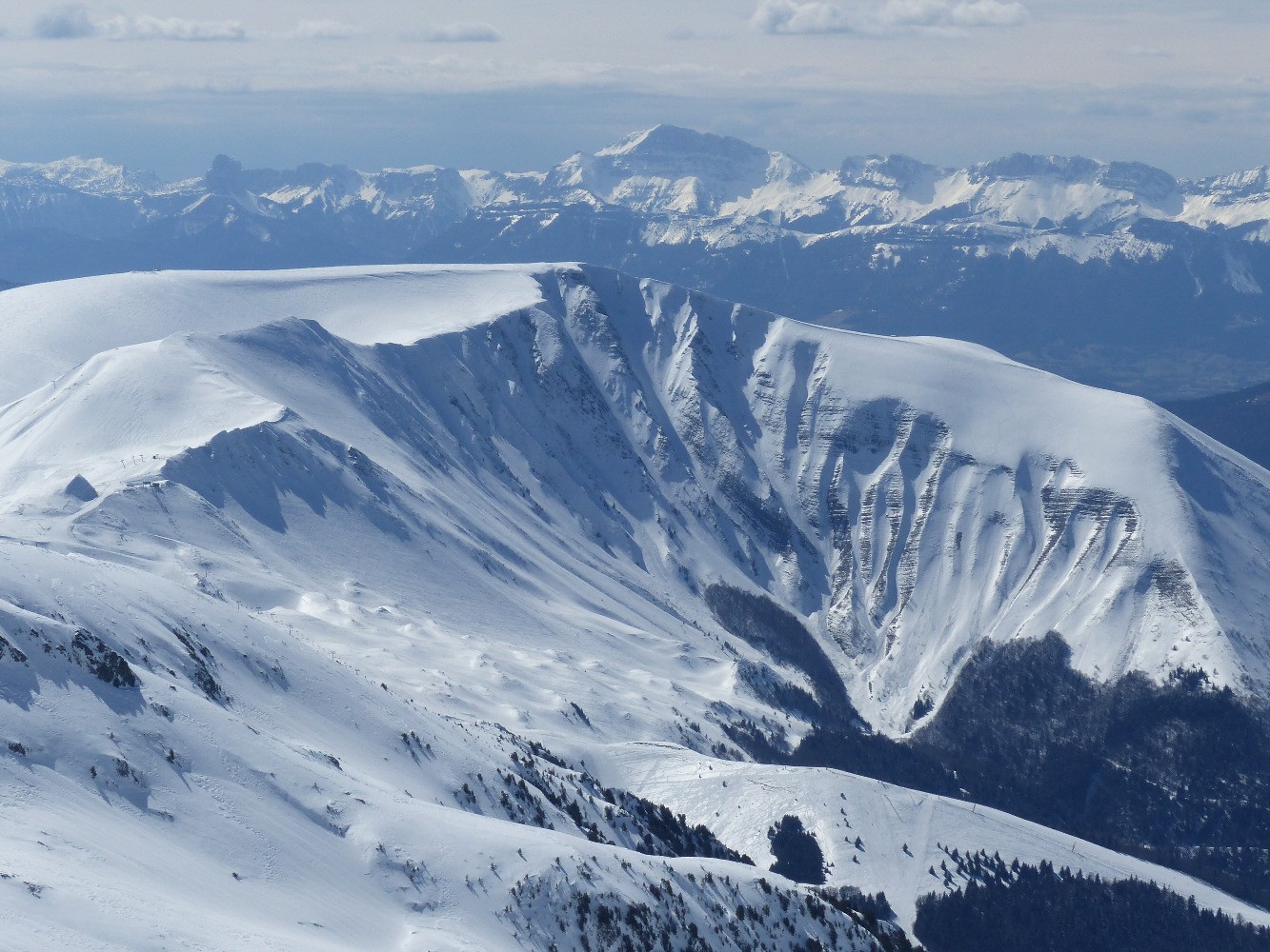 Grand Serre et, au loin, Mont Aiguille et Grand Veymont