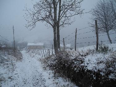 Grand soleil et ciel bleu sur Doizieux