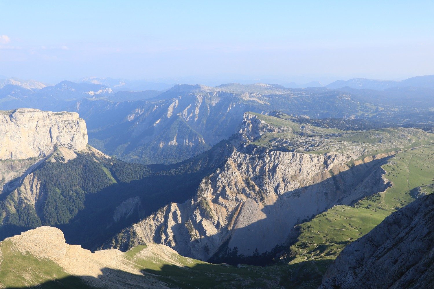 Grand Veymont par la Baraque forestière du Veymont