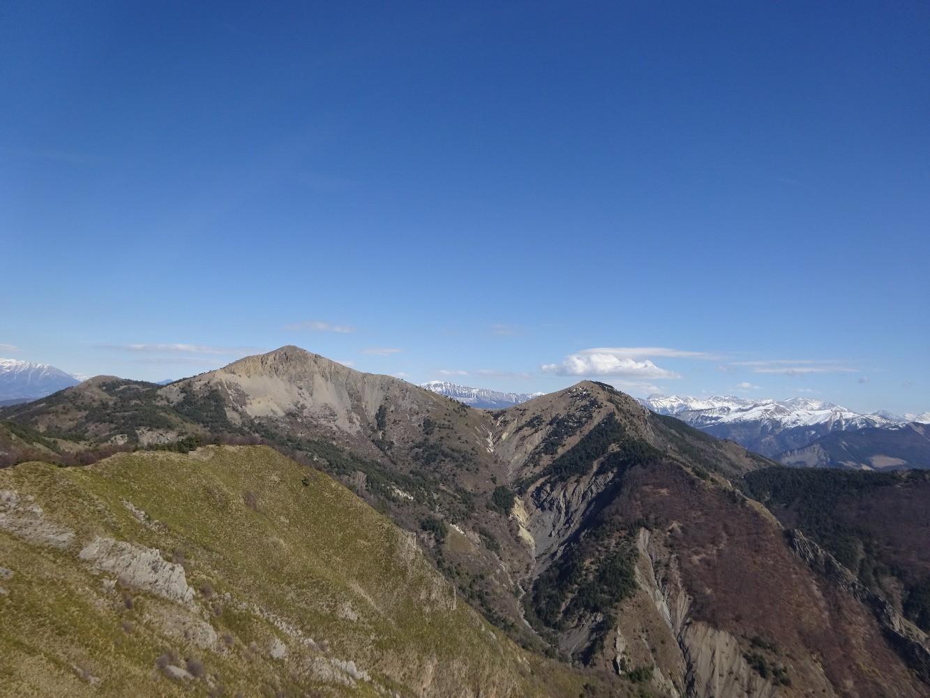 Grande GautiÃ¨re et pointe d'Eyrolle vues du sommet de Bramefan