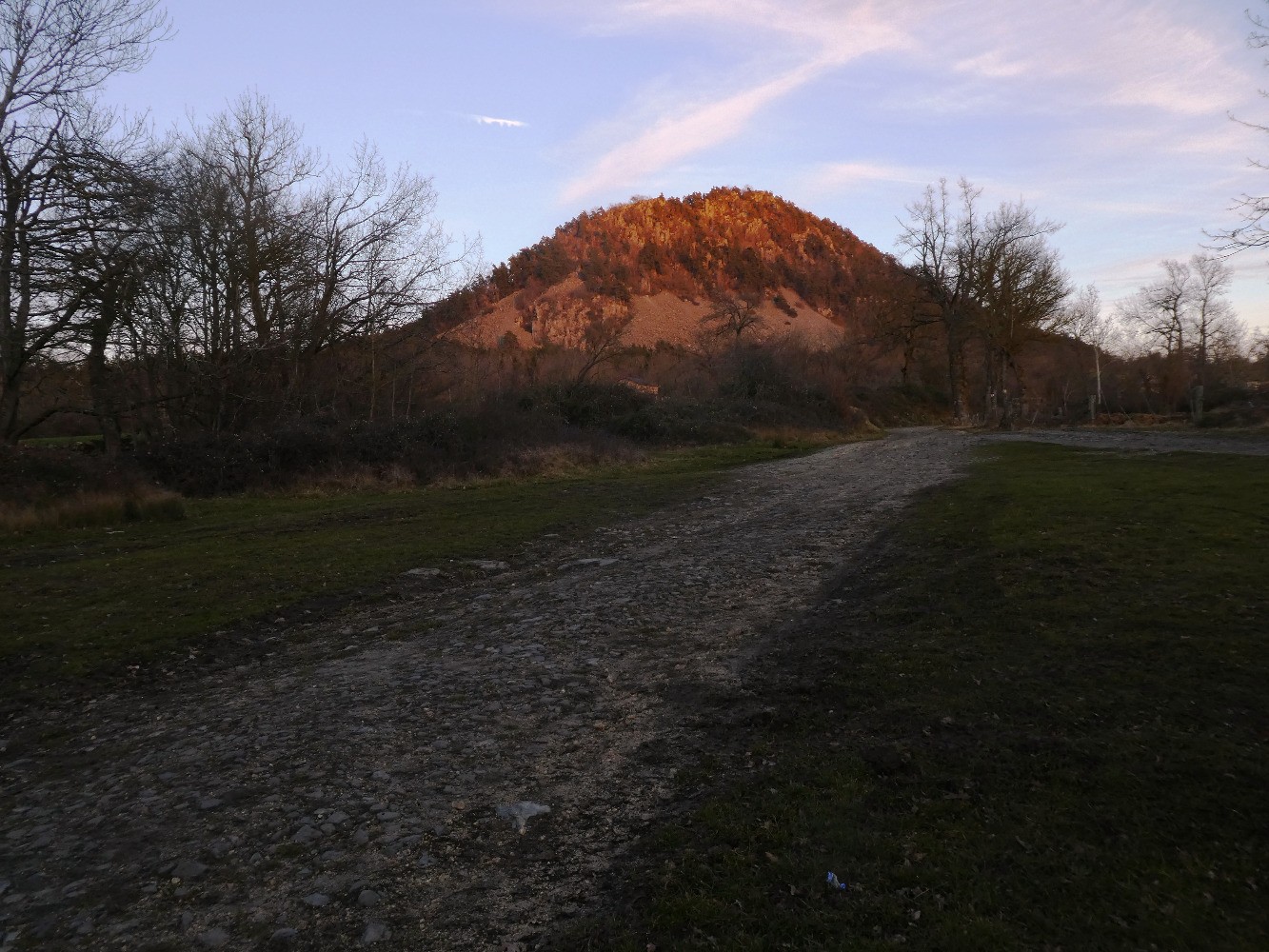 Huche Pointue depuis le chemin vers la Huche Plate
