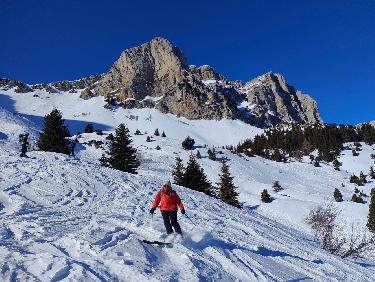 Ici l espace nait  du temps ! 
