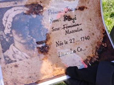 Marche en extérieur organisée avec des petites énigmes