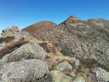 Pic des Trois Seigneurs en boucle par l'Etang d'Arbu et retour par le Pic de Barrès et le Port de Lers