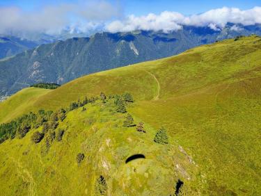 Immense est le monde ! 