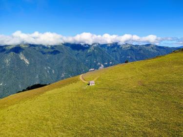 Immense est le monde ! 