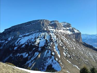 Immense est le monde