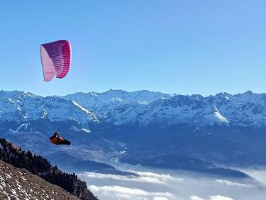 Immense est le monde