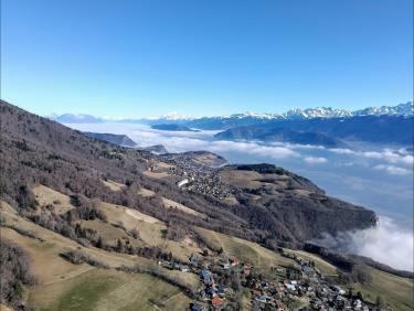 Immense est le monde