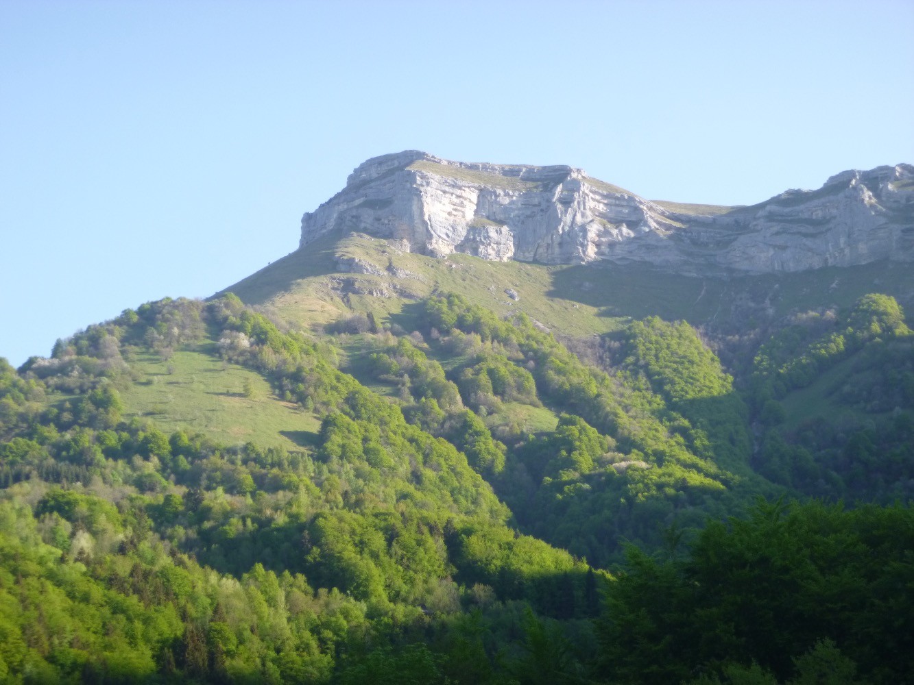 Le sommet encore bien dÃ©gagÃ© le matin