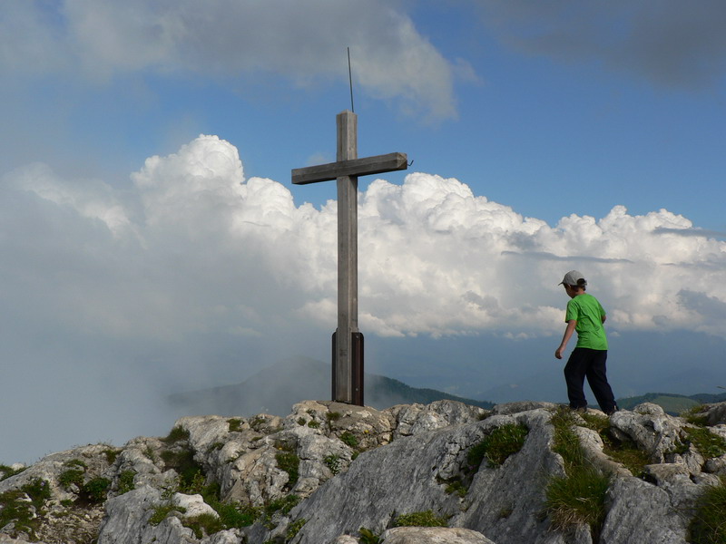 La croix du Charmant Som