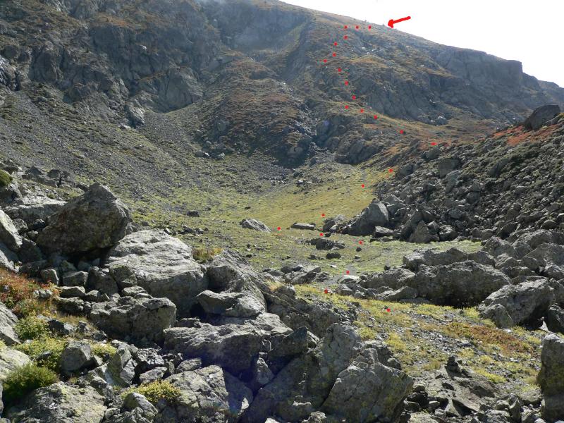La descente sur le col de l'Oullière