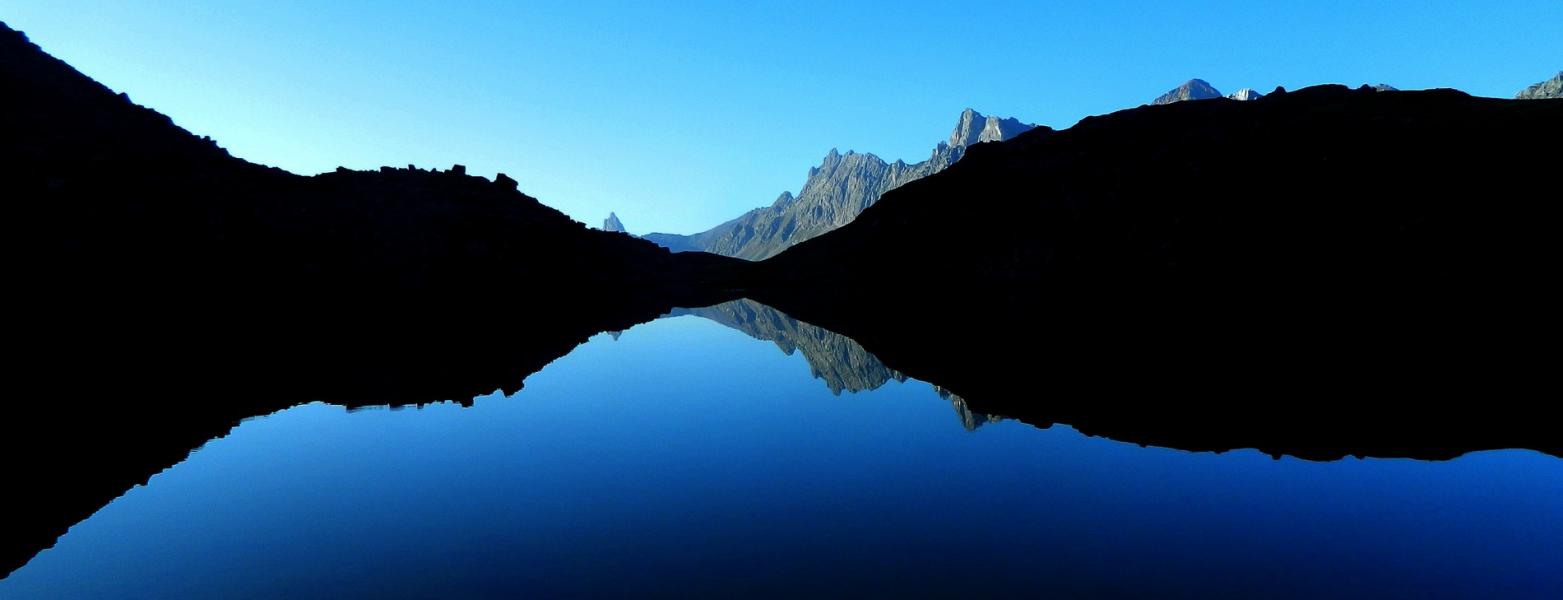Lac long des Muandes.