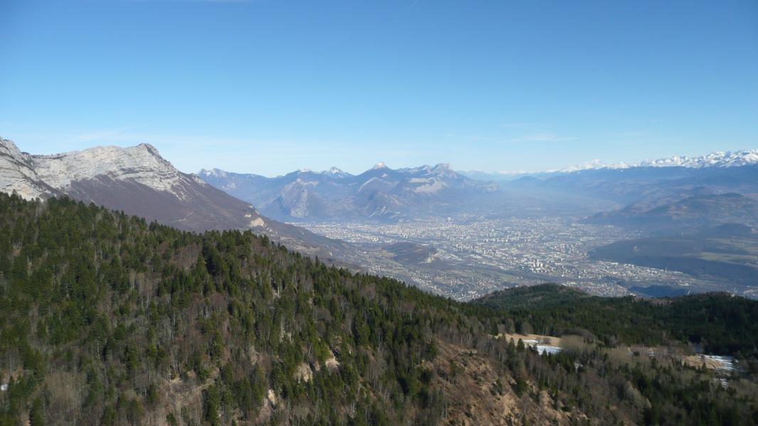 Le bassin Grenoblois sous le Mont Blanc